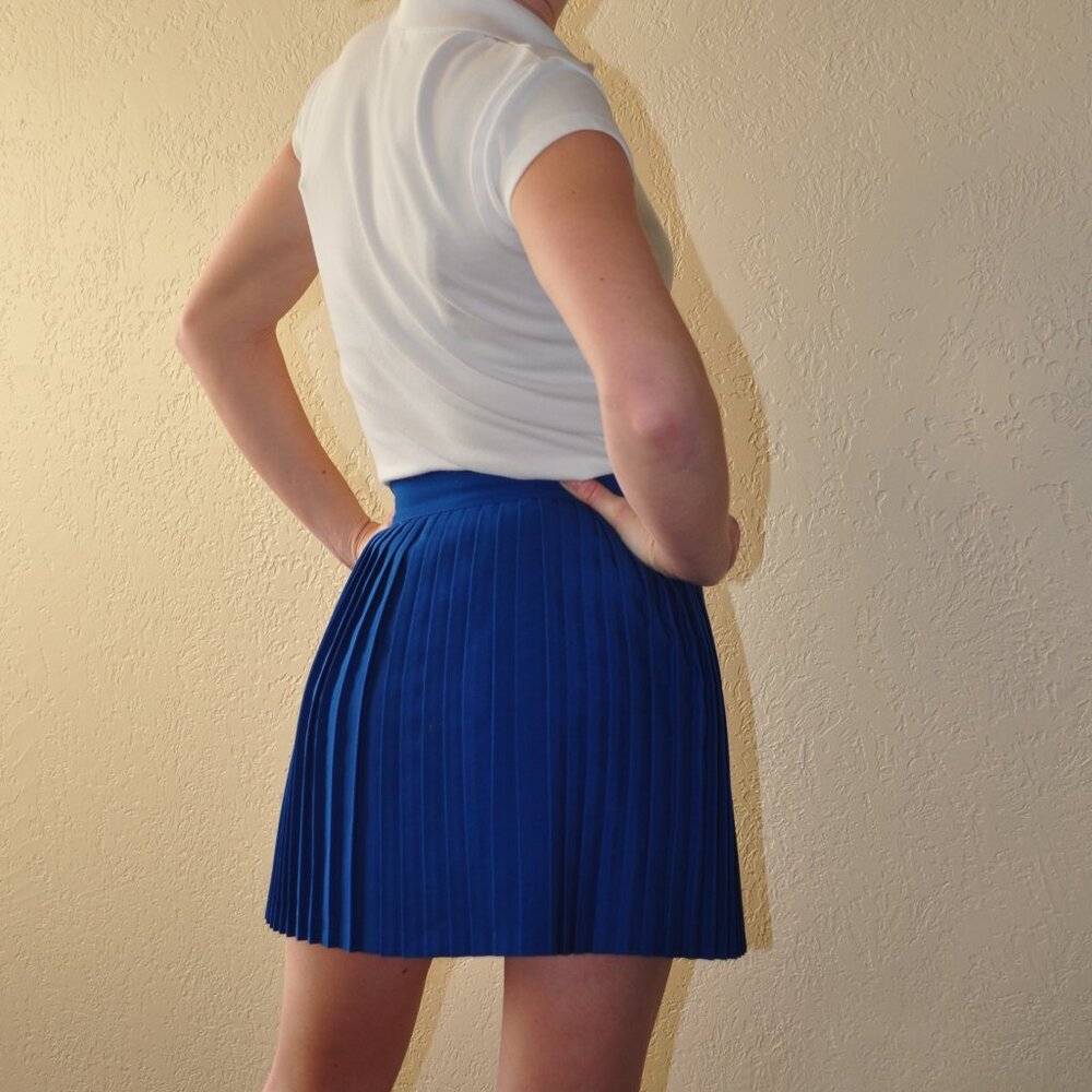 blue mini skirt with pleats